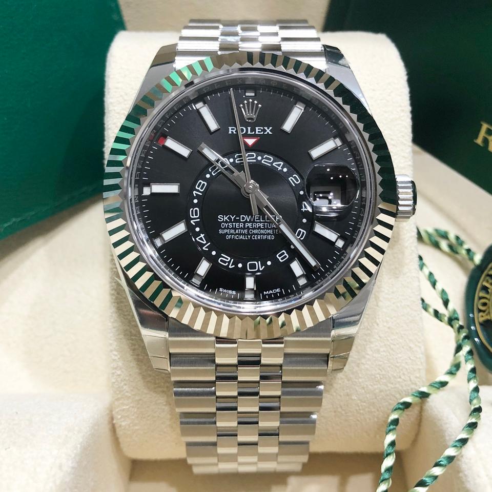 Rolex Sky-Dweller 326934 Black Dial Stainless Steel Jubilee 42mm