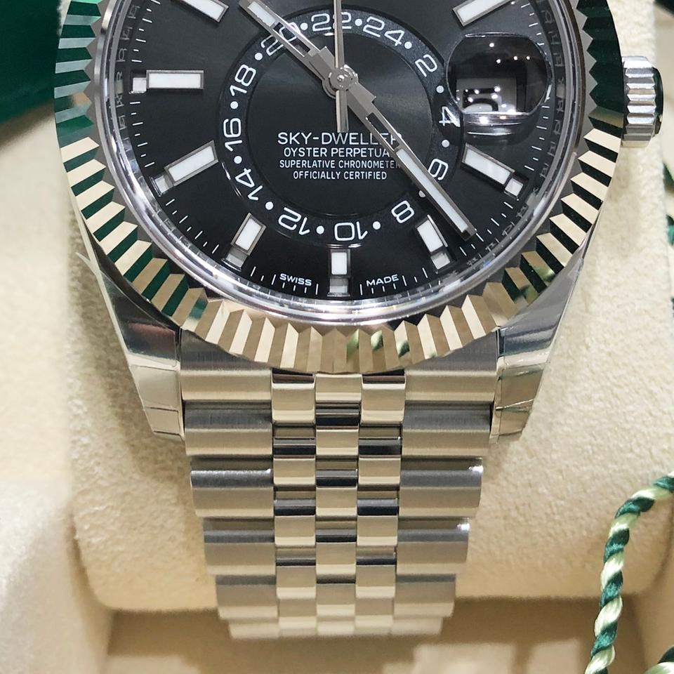 Rolex Sky-Dweller 326934 Black Dial Stainless Steel Jubilee 42mm