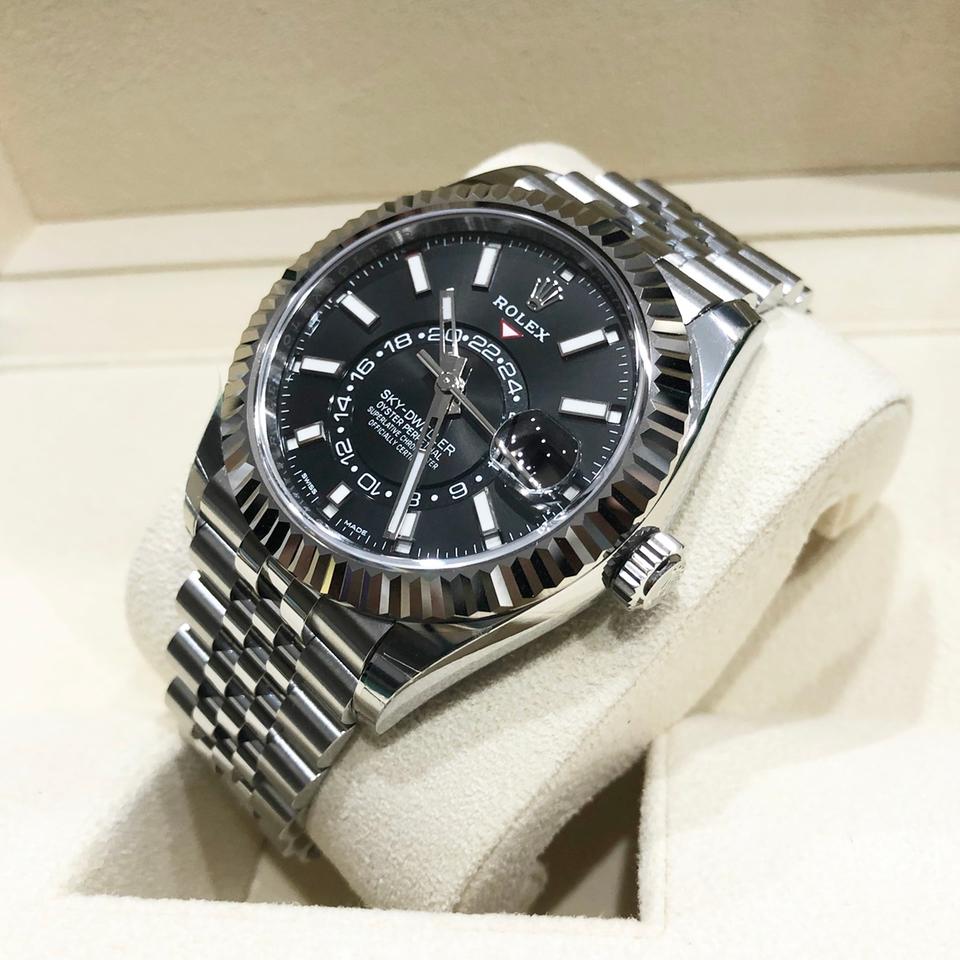 Rolex Sky-Dweller 326934 Black Dial Stainless Steel Jubilee 42mm