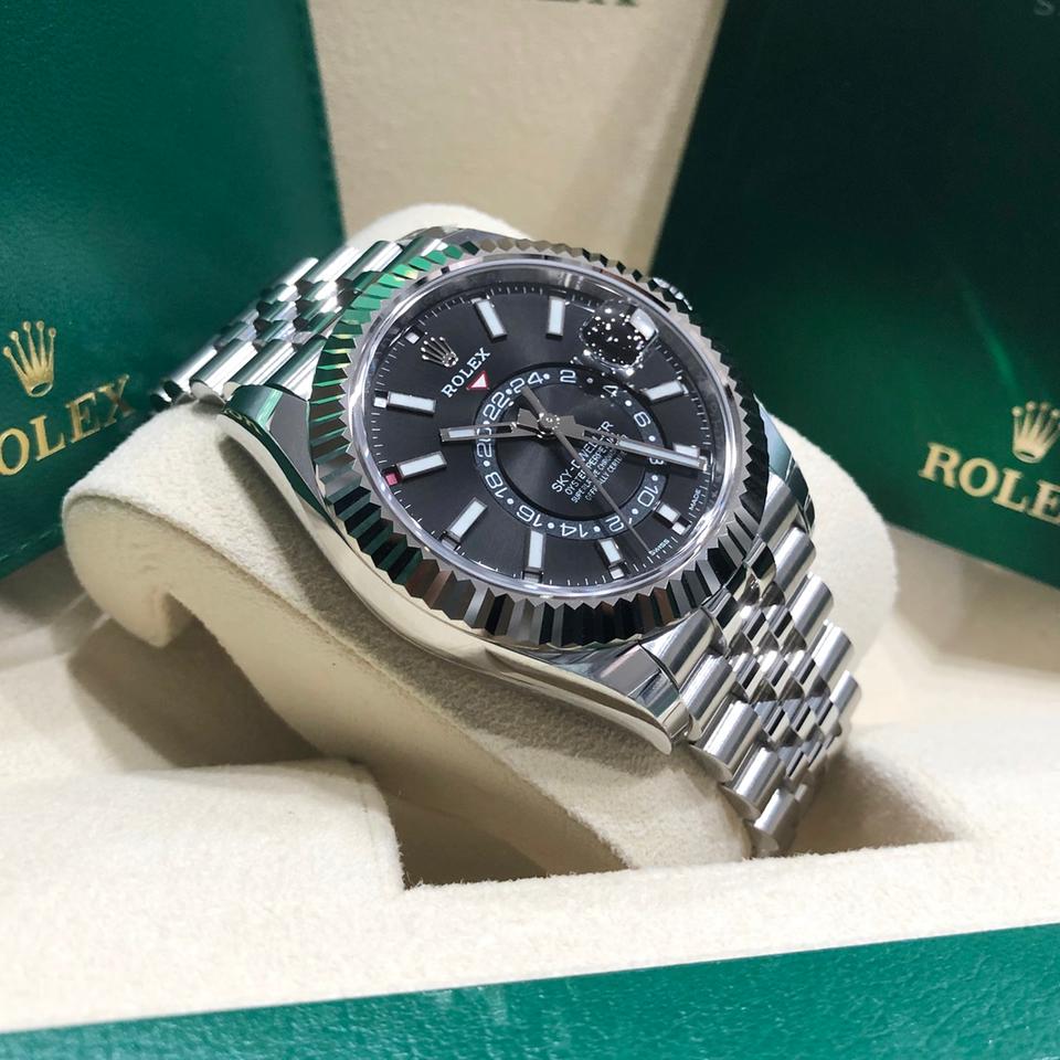 Rolex Sky-Dweller 326934 Black Dial Stainless Steel Jubilee 42mm