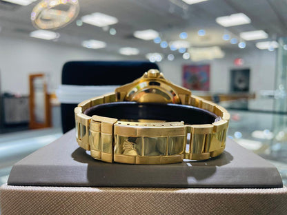 Rolex Submariner Date 16618 Factory Serti Diamond Dial 18K Yellow Gold 40mm