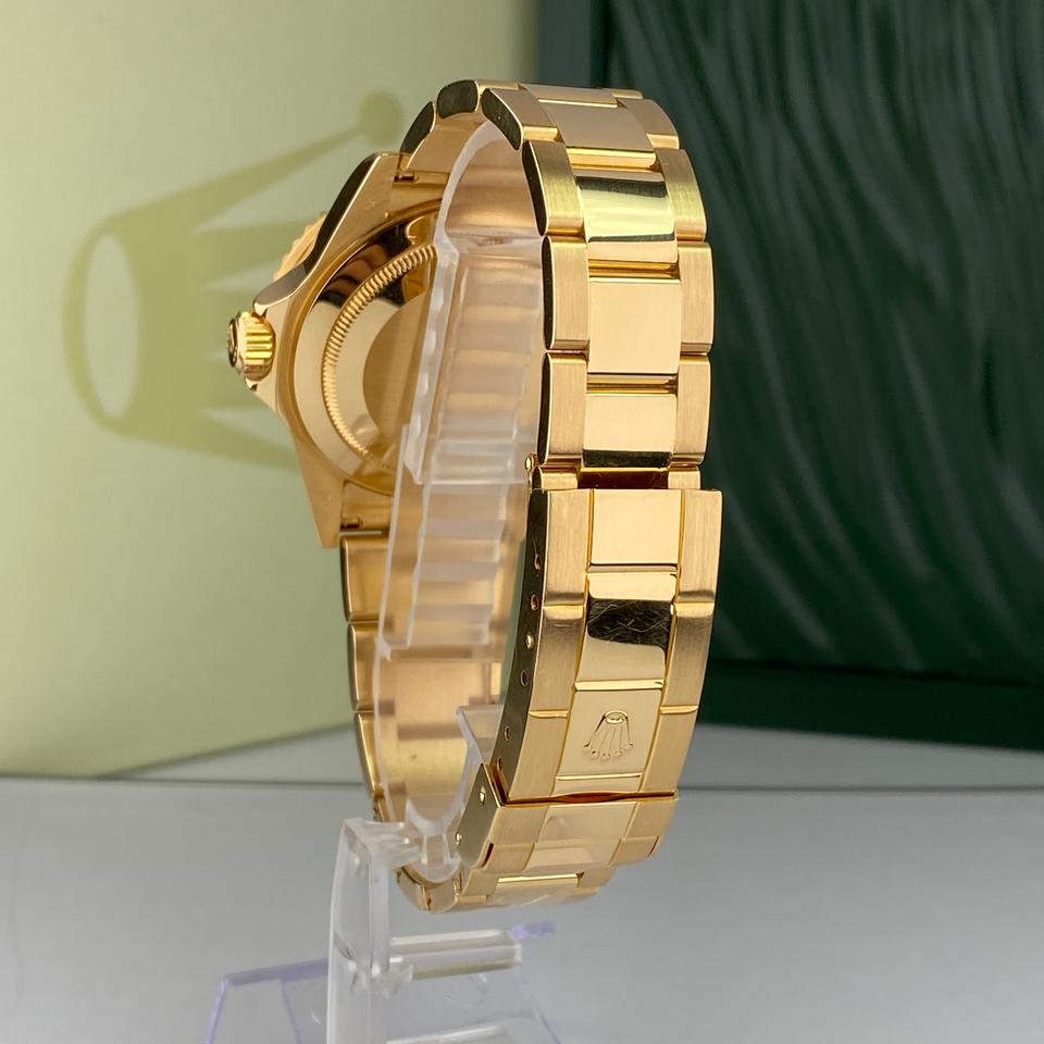 Rolex Submariner Date 16618 Silver Serti Diamond Dial 18K Yellow Gold 40mm