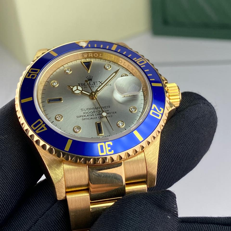 Rolex Submariner Date 16618 Silver Serti Diamond Dial 18K Yellow Gold 40mm