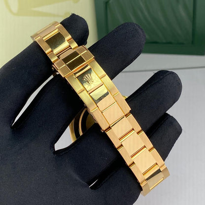 Rolex Submariner Date 16618 Silver Serti Diamond Dial 18K Yellow Gold 40mm