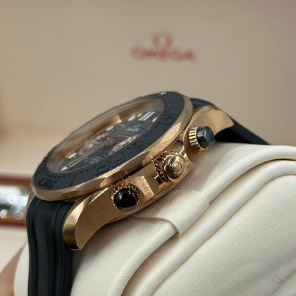 Omega Seamaster Diver 300M Master Chronometer Chronograph 210.62.44.51.01.001