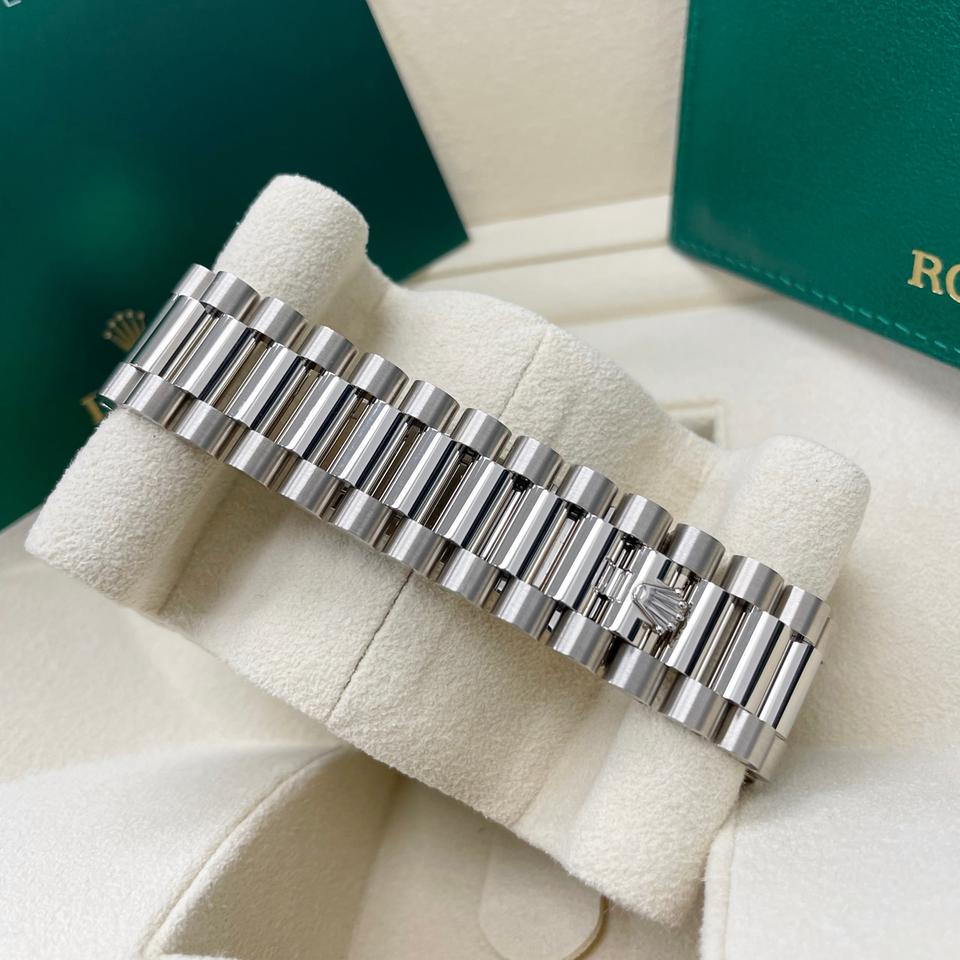Rolex Day-Date 40 228239 Blue Ombré Roman Dial White Gold 40mm