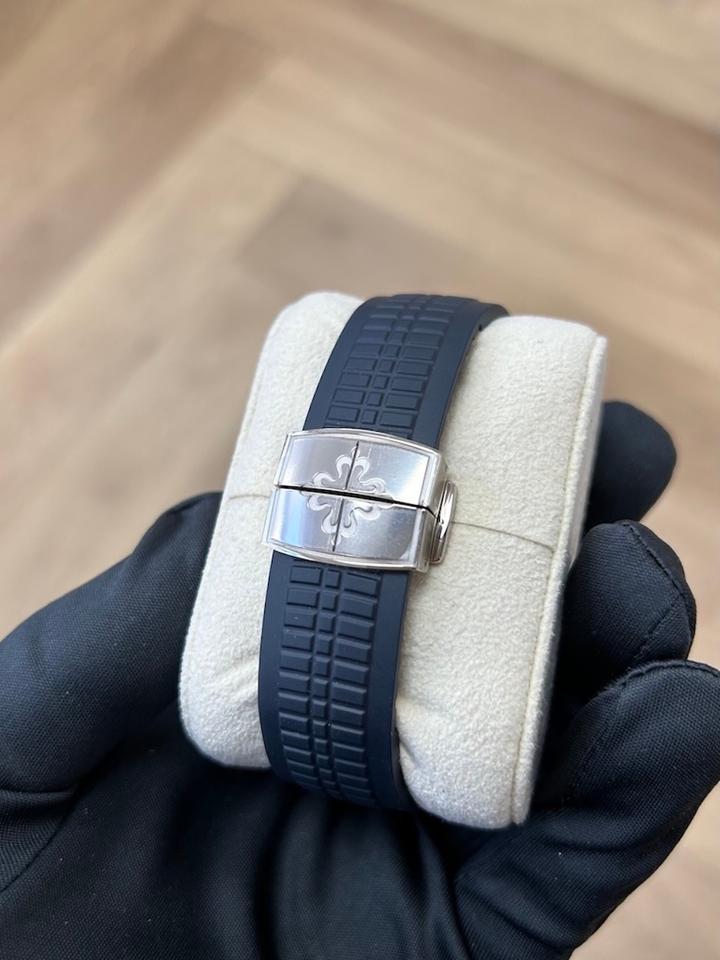 Patek Philippe Aquanaut 5168G-001 Blue Dial White Gold