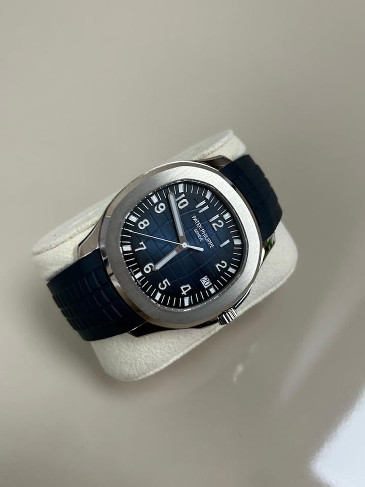 Patek Philippe Aquanaut 5168G-001 Blue Dial White Gold