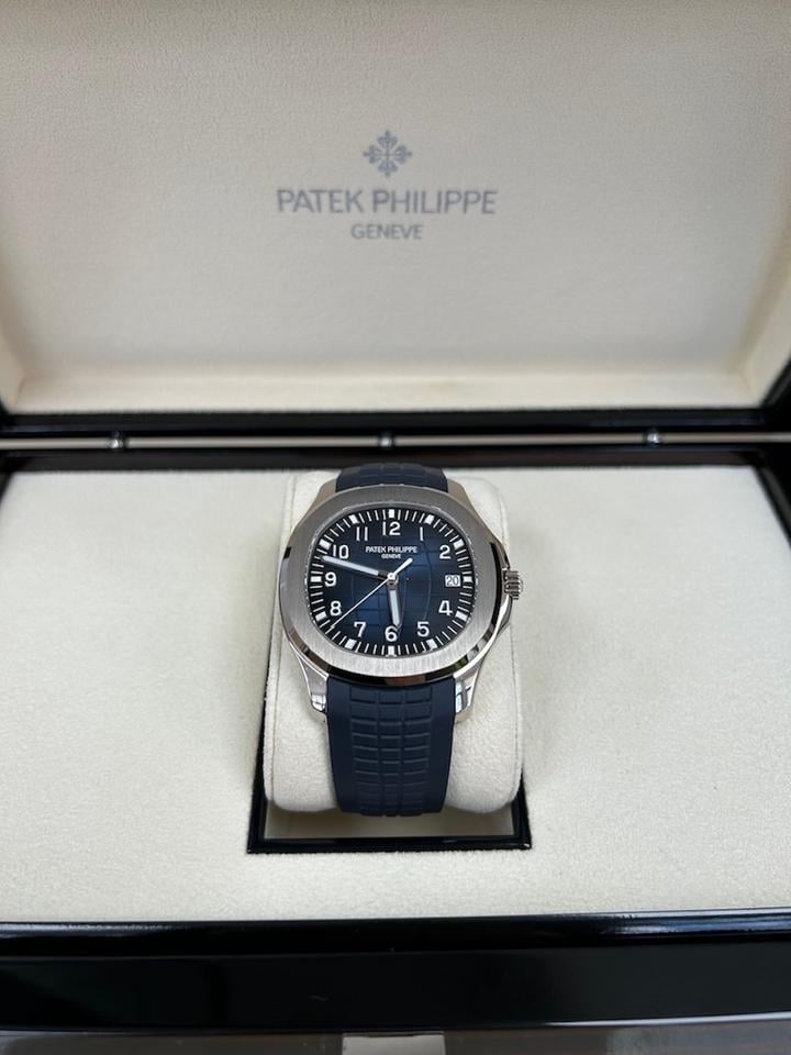 Patek Philippe Aquanaut 5168G-001 Blue Dial White Gold