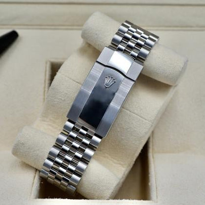 Rolex Sky-Dweller 326934 White Dial Stainless Steel Jubilee 42mm