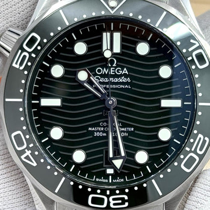 Omega Seamaster Diver 300M 210.30.42.20.10.001 Green Ceramic 2026
