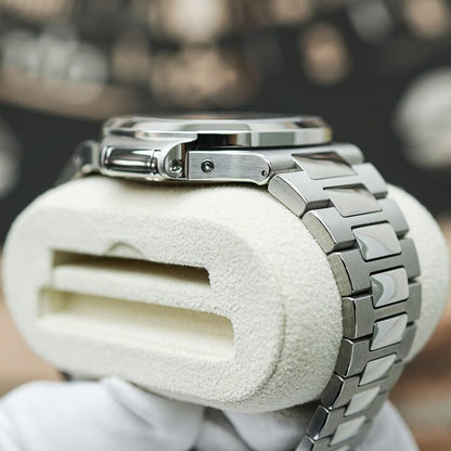 Patek Philippe Nautilus 5726/1A-010 White Dial Annual Calendar
