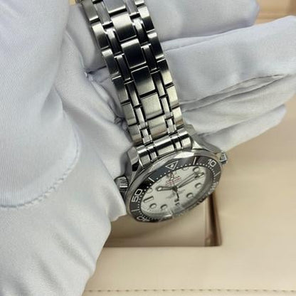 Omega Seamaster Diver 300M 210.30.42.20.04.001 White Dial 2026