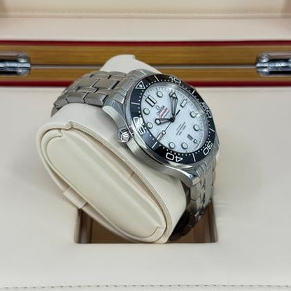 Omega Seamaster Diver 300M 210.30.42.20.04.001 White Dial 2026