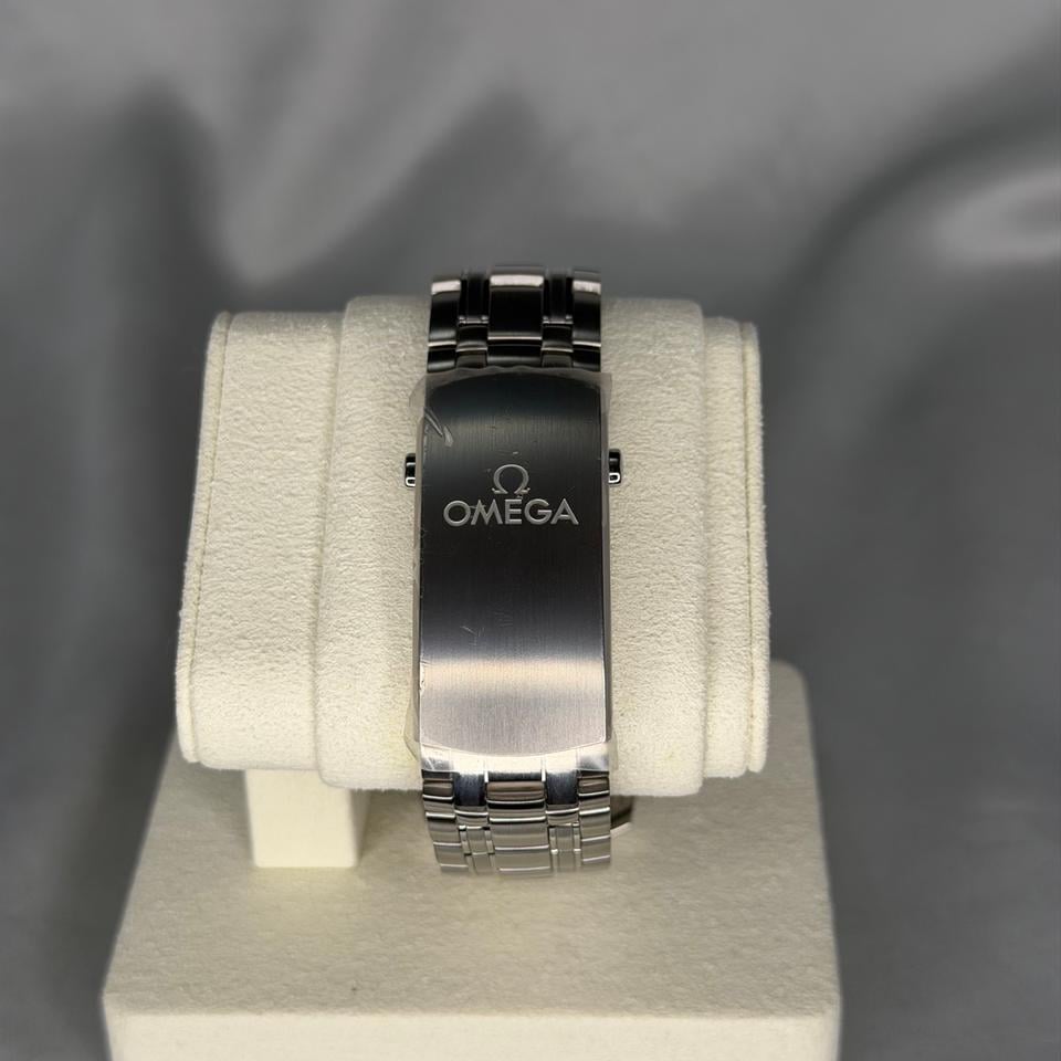 Omega Seamaster Diver 300M 210.30.42.20.06.001 Grey Dial Blue Bezel