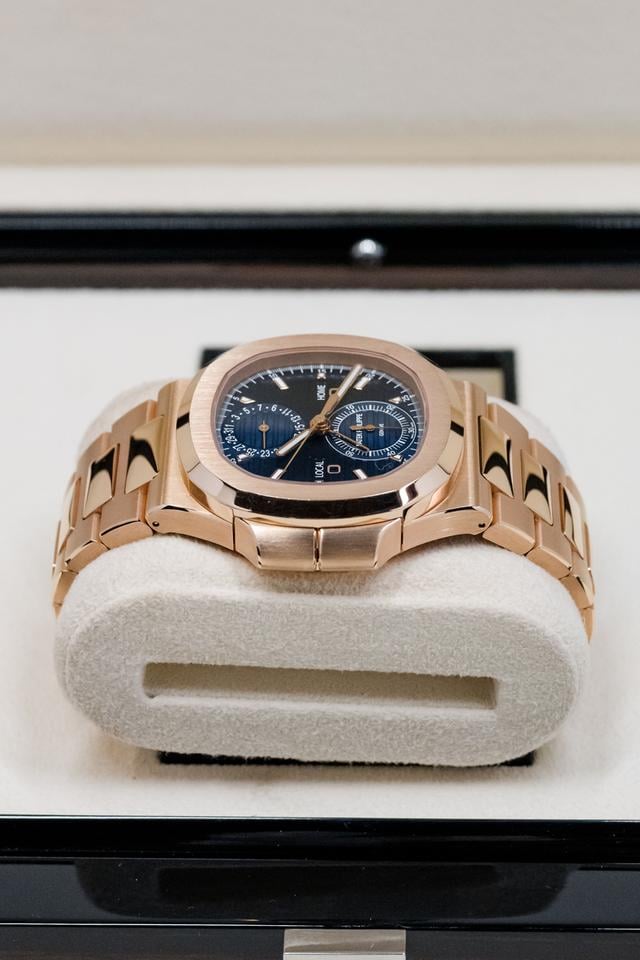 Patek Philippe Nautilus Travel Time 5990/1R-001 Rose Gold Blue Dial