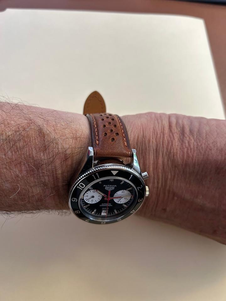 TAG Heuer Autavia CBE2110.FC8226 Black Dial