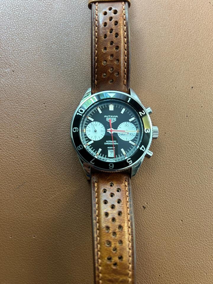 TAG Heuer Autavia CBE2110.FC8226 Black Dial