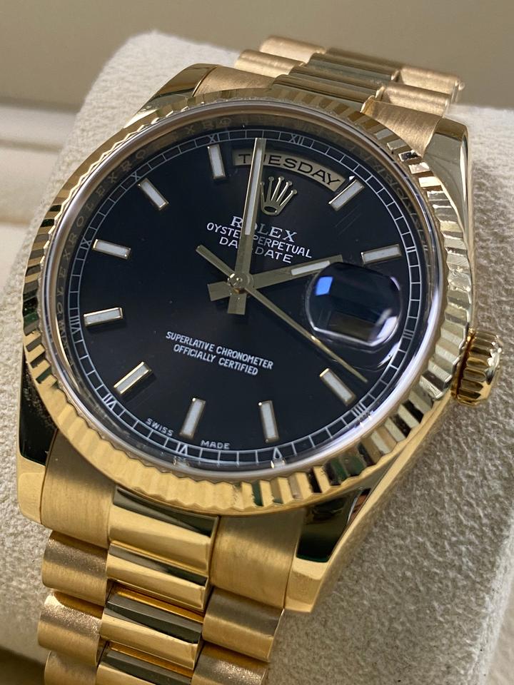 Rolex Day-Date 36 118238 Black Index Dial Yellow Gold President 36mm