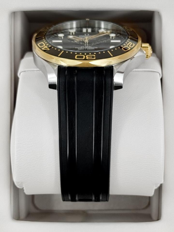 Omega Seamaster Diver 300M 210.22.42.20.01.001 2025 Two-Tone Black Dial