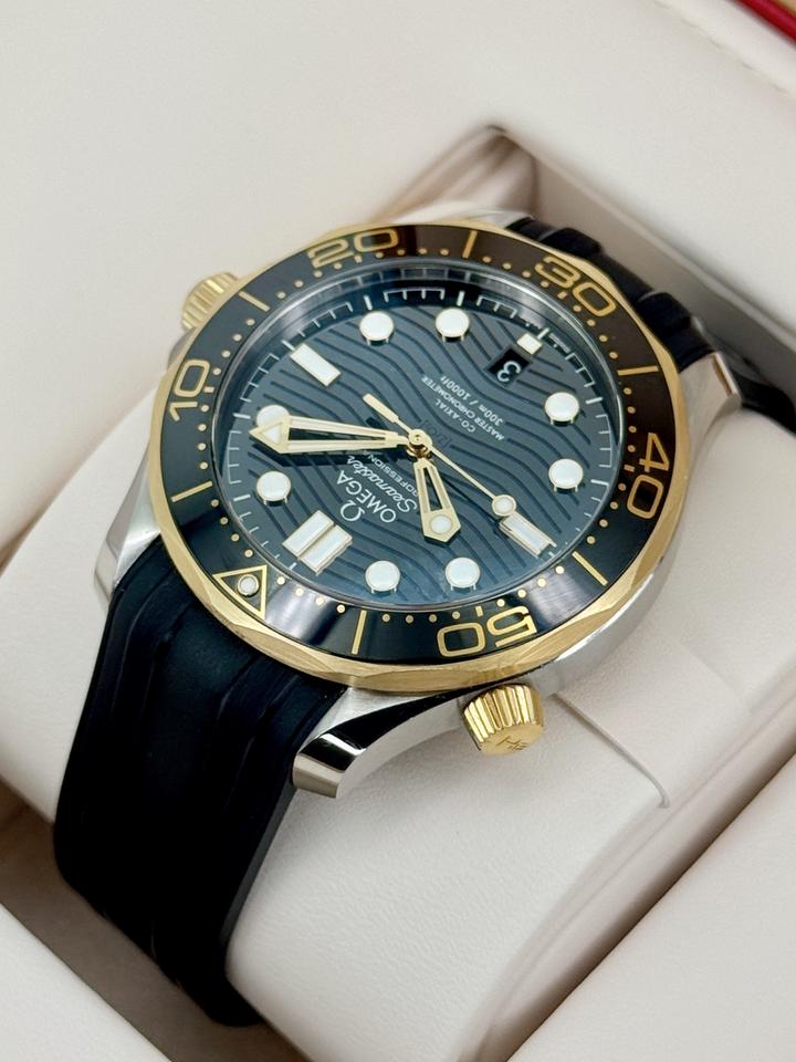 Omega Seamaster Diver 300M 210.22.42.20.01.001 2025 Two-Tone Black Dial