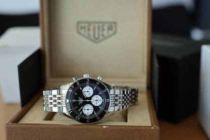 TAG Heuer Autavia Calibre Heuer 02 CBE2110.BA0687