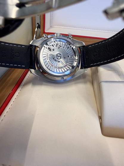 Omega Speedmaster Moonphase 304.33.44.52.03.001 Blue Side of the Moon
