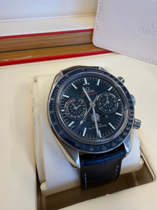 Omega Speedmaster Moonphase 304.33.44.52.03.001 Blue Side of the Moon