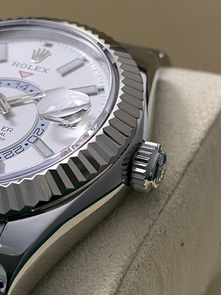 Rolex Sky-Dweller 326934 White Dial Stainless Steel 42mm