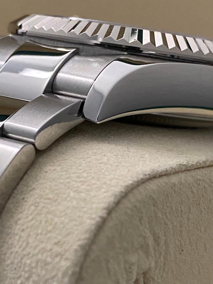 Rolex Sky-Dweller 326934 White Dial Stainless Steel 42mm