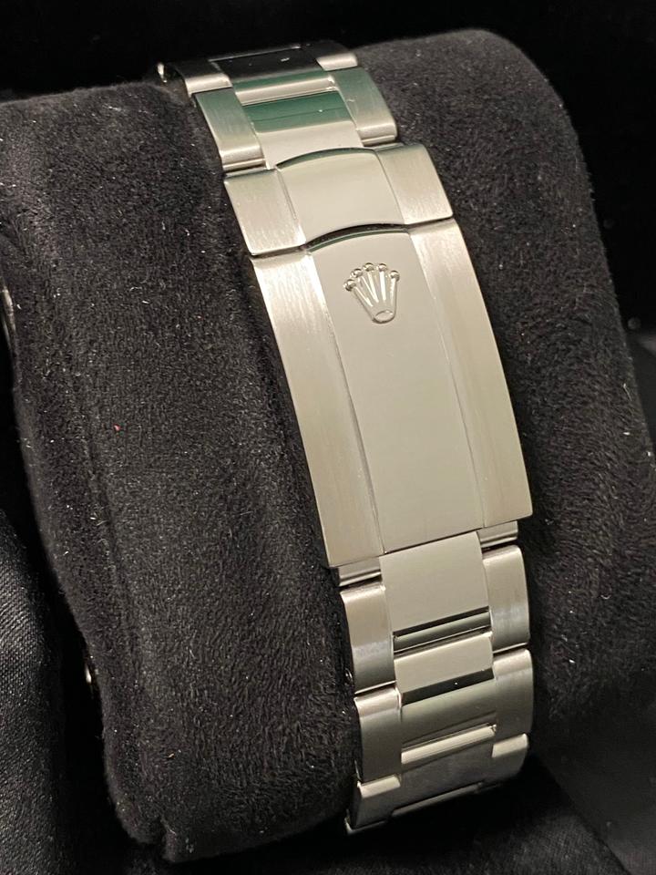 Rolex Sky-Dweller 326934 White Dial Stainless Steel 42mm