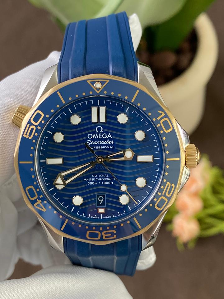 Omega Seamaster Diver 300M 210.22.42.20.03.001 Two-Tone Blue Dial
