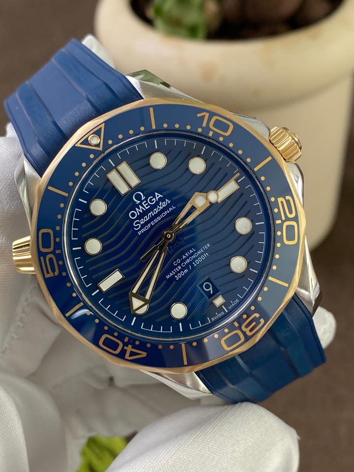 Omega Seamaster Diver 300M 210.22.42.20.03.001 Two-Tone Blue Dial