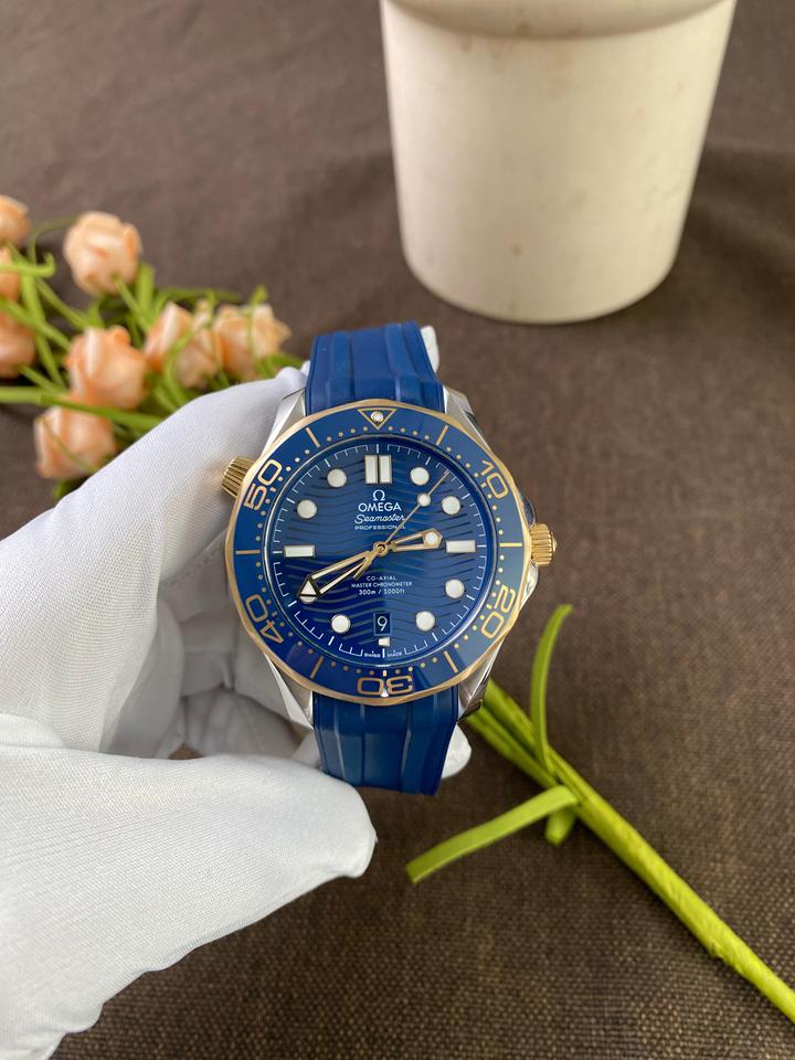 Omega Seamaster Diver 300M 210.22.42.20.03.001 Two-Tone Blue Dial