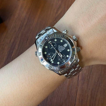 Omega Seamaster Diver 300M 25988000 Blue Dial Chronograph