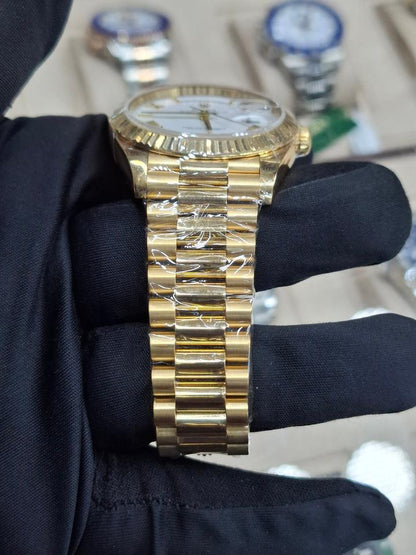 Rolex Day-Date 40 228238 White Roman Dial Yellow Gold 40mm