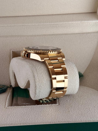 Rolex Submariner Date 116618LN Black Dial Yellow Gold 40mm