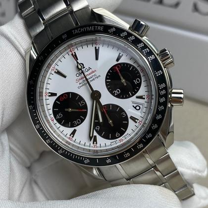 Omega Speedmaster Date 323.30.40.40.04.001 White Dial