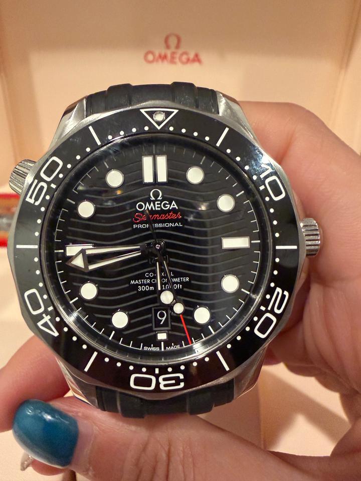 Omega Seamaster Diver 300M 210.32.42.20.01.001 Black Dial 2024