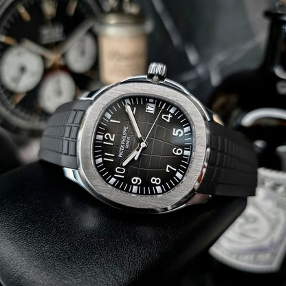 Patek Philippe Aquanaut 5167A-001 Black Dial Stainless Steel