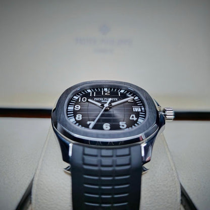 Patek Philippe Aquanaut 5167A-001 Black Dial Stainless Steel