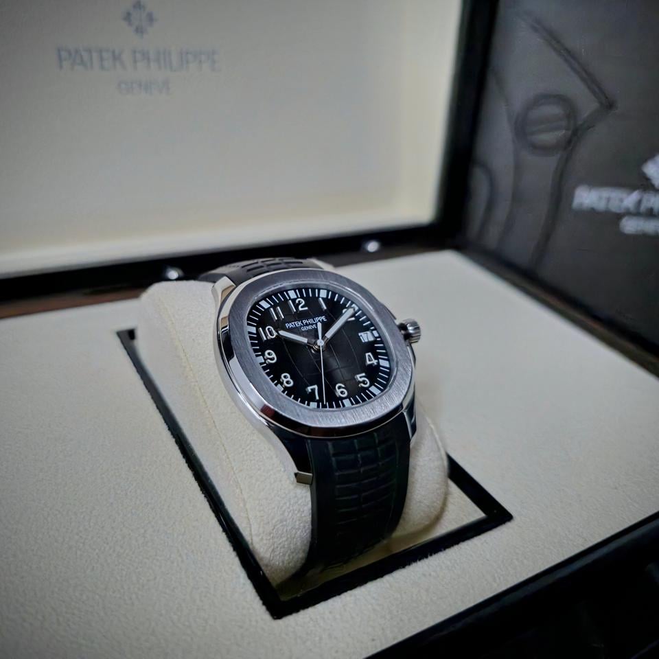 Patek Philippe Aquanaut 5167A-001 Black Dial Stainless Steel