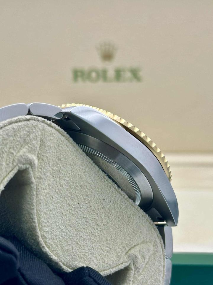 Rolex Submariner Date 116613LB Bluesy Blue Dial Two-Tone 40mm