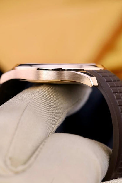 Patek Philippe Aquanaut 5167R-001 Rose Gold Brown Dial