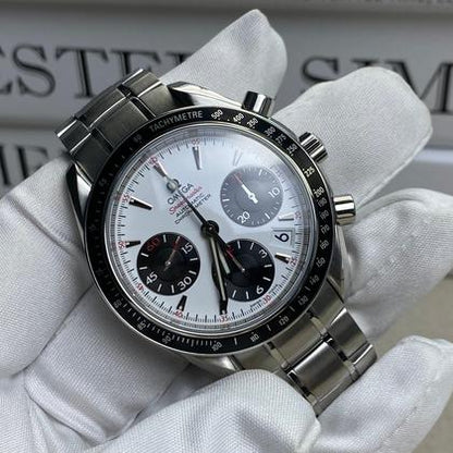 Omega Speedmaster Date 323.30.40.40.04.001 White Dial