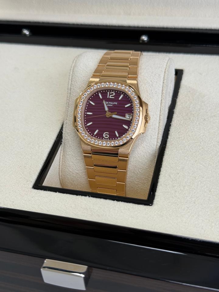 Patek Philippe Nautilus 7010/1R-013 32mm Purple Dial Rose Gold