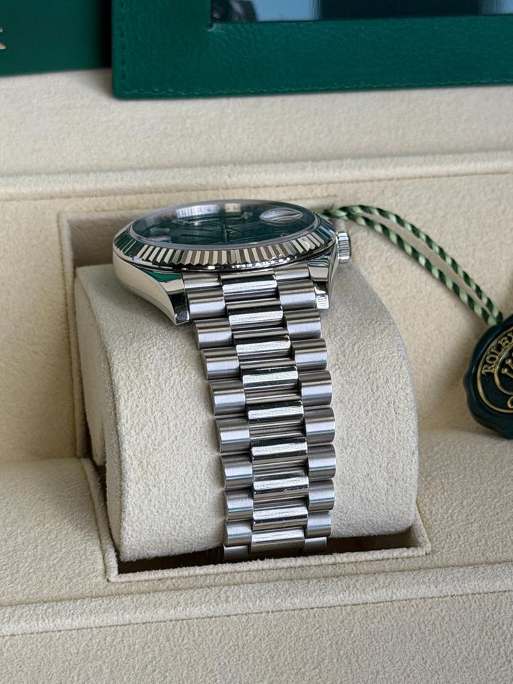 Rolex Day-Date 40 228236 Platinum Black Baguette Diamond Dial 40mm