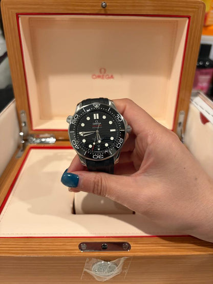 Omega Seamaster Diver 300M 210.32.42.20.01.001 Black Dial 2024