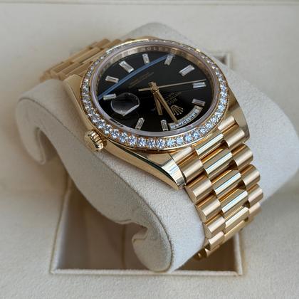 Rolex Day-Date 40 228348RBR Onyx Black Dial Yellow Gold 40mm