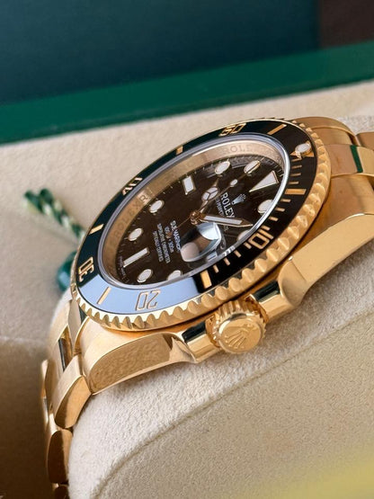 Rolex Submariner Date 116618LN Black Dial Yellow Gold 40mm